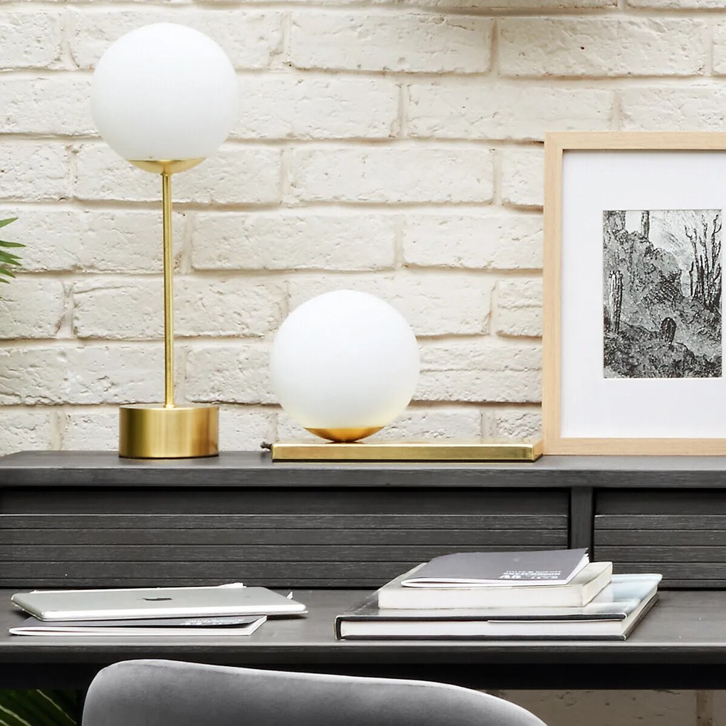 Lampa kula Dris na złotej podstawce, Ø 15 cm