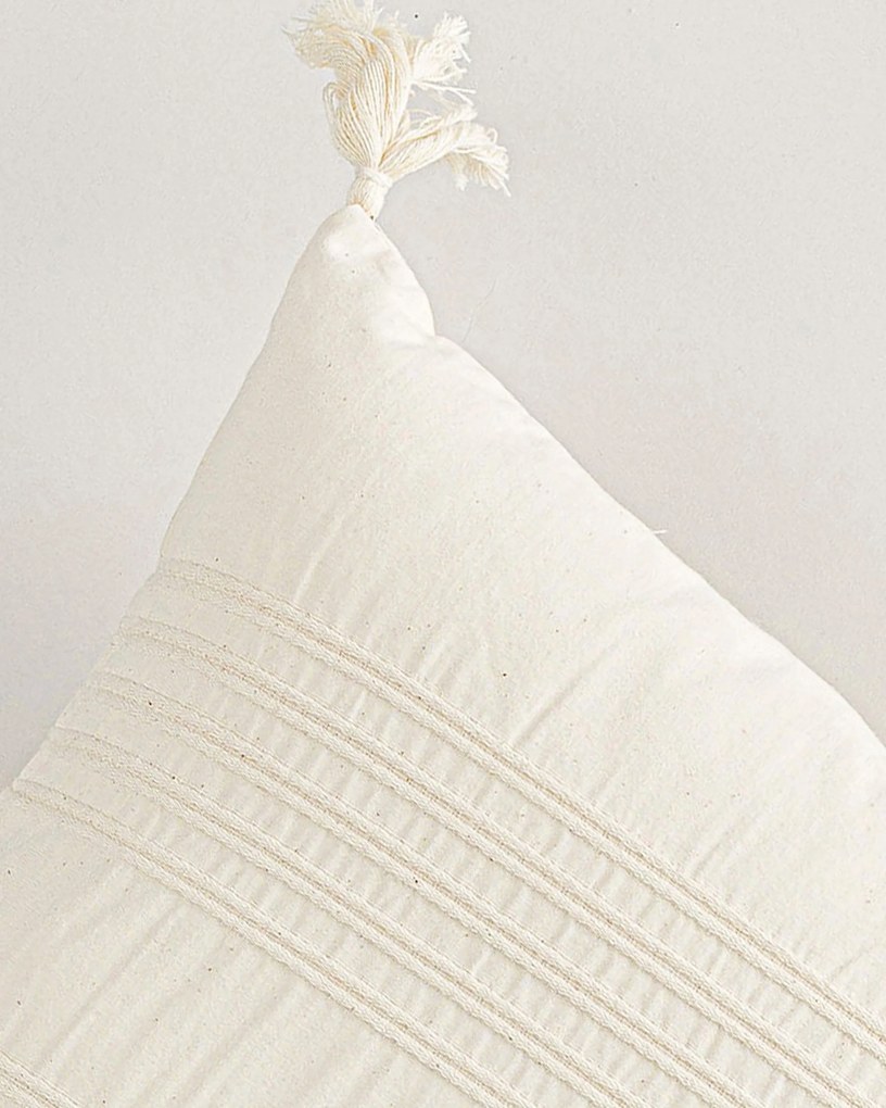 Poszewka na poduszkę Linea Nordic Tassel 45x45 cm