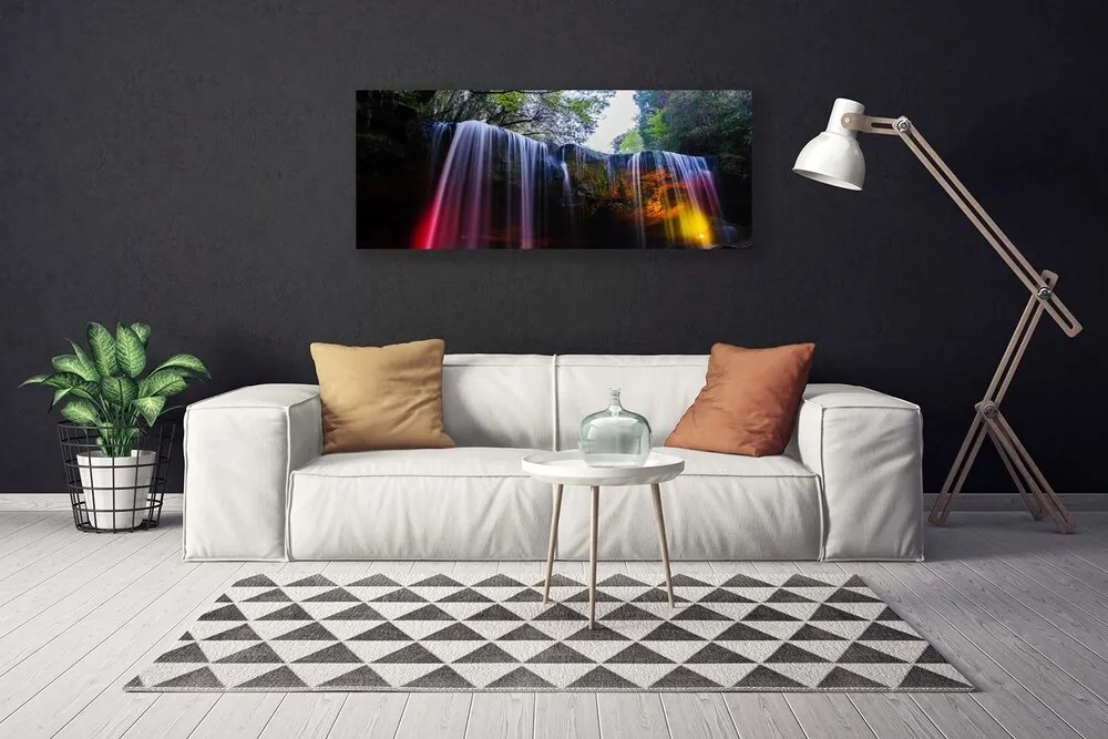 Obraz na płótnie Dziki Wodospad Górski