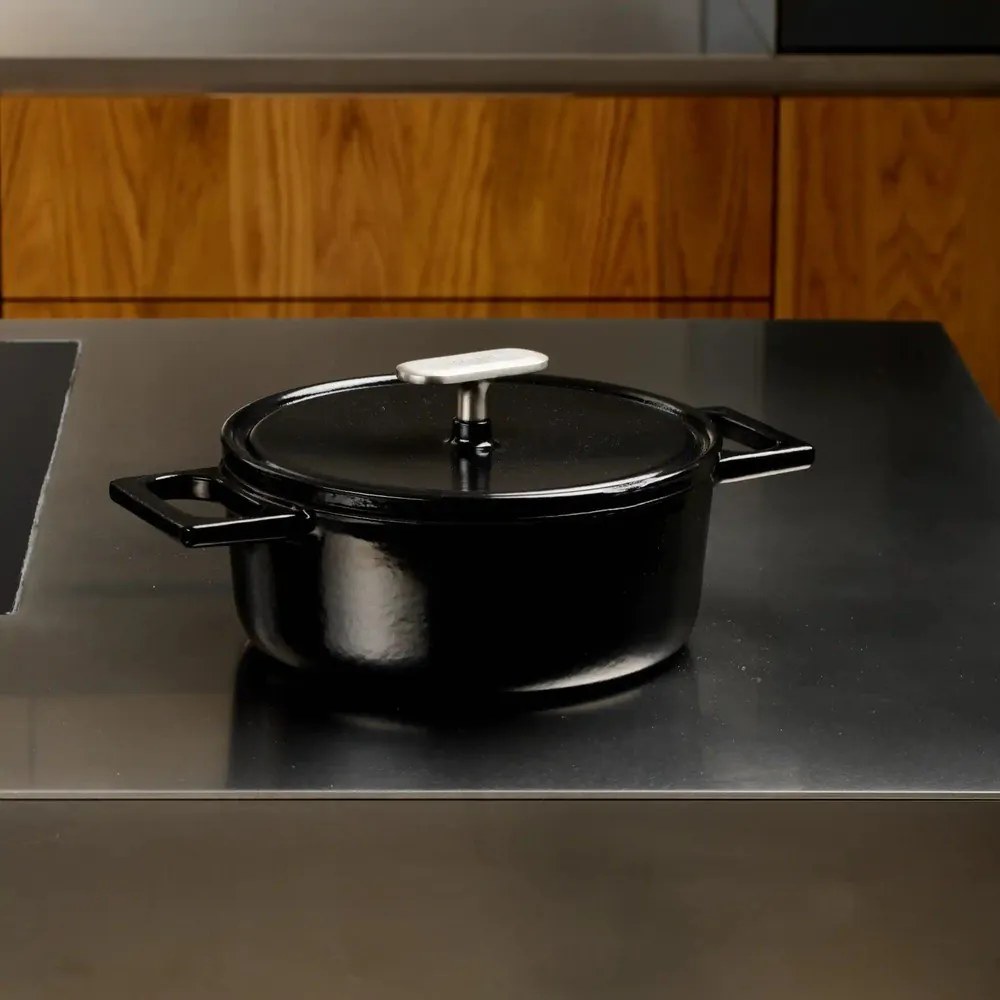 Garnek żeliwny z pokrywką odpowiedni na indukcję 2 l Mattia 3.0 – FABINI