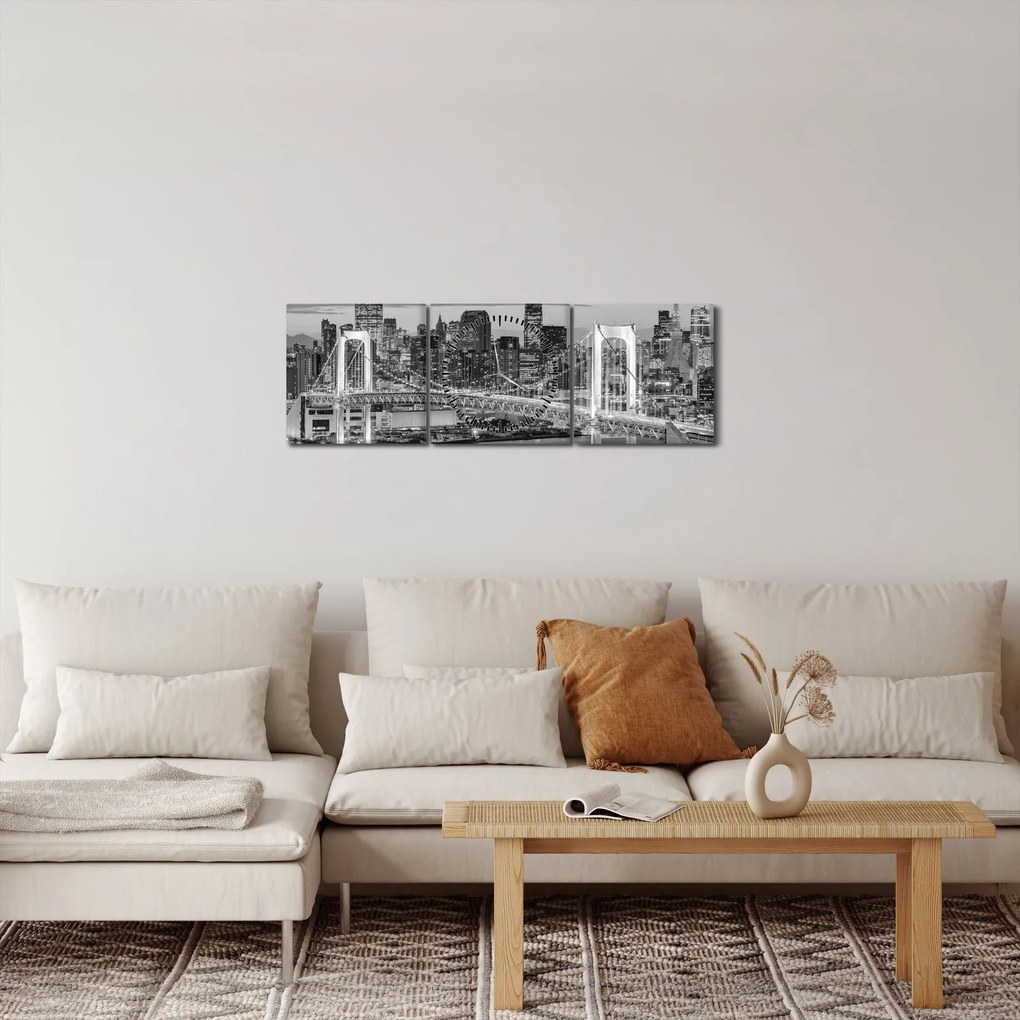 Obraz - Czarno-białe duże miasto (z zegarem) (90x30 cm)
