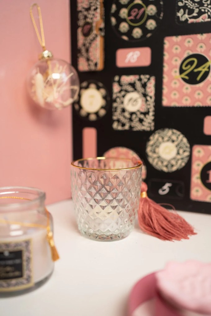 Kalendarz adwentowy ze świeczkami