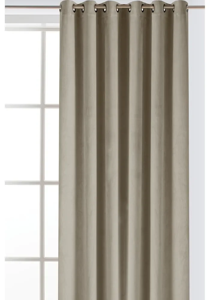 Beżowa aksamitna zasłona częściowo zaciemniająca (dimout) 265x250 cm Velto – Filumi