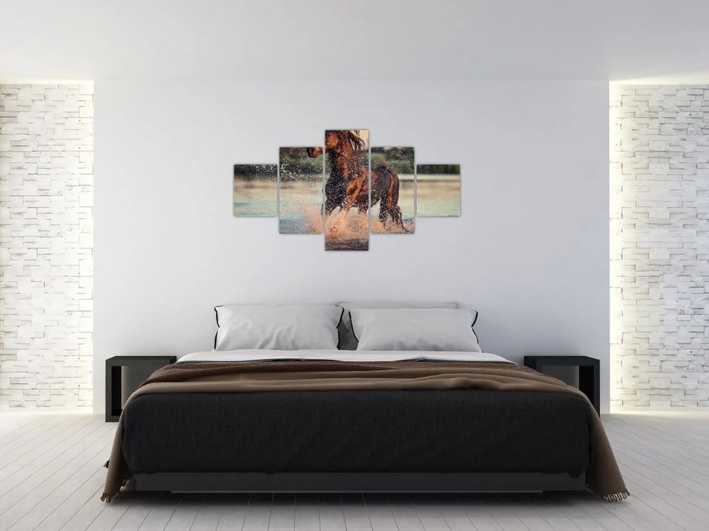 Obraz - Biegnący koń (125x70 cm)