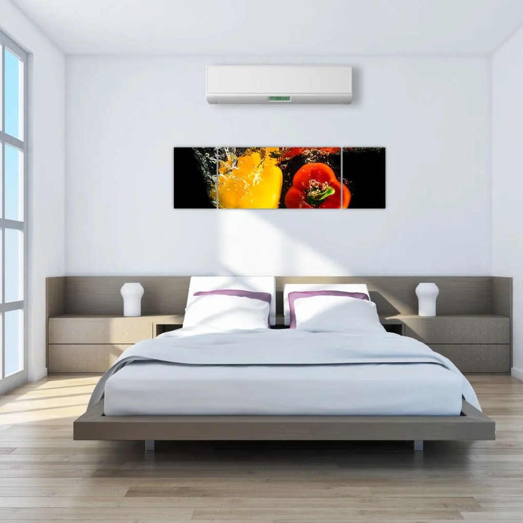 Obraz - papryki w wodzie (170x50 cm)