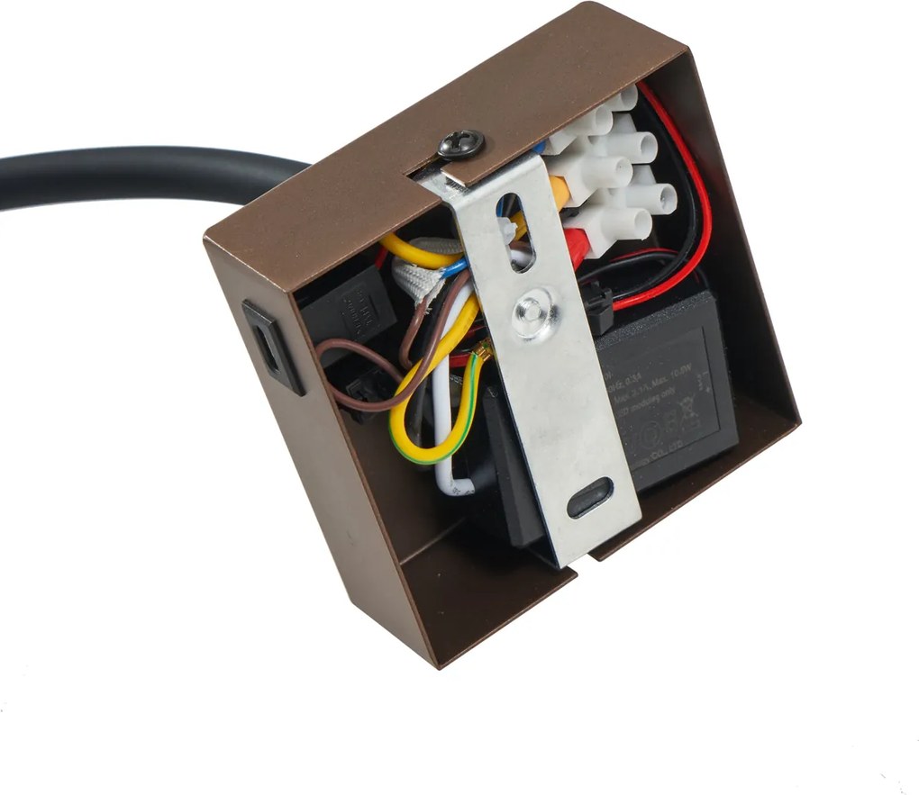 Nowoczesny kinkiet w kolorze brązu z portem USB-C - Gosna