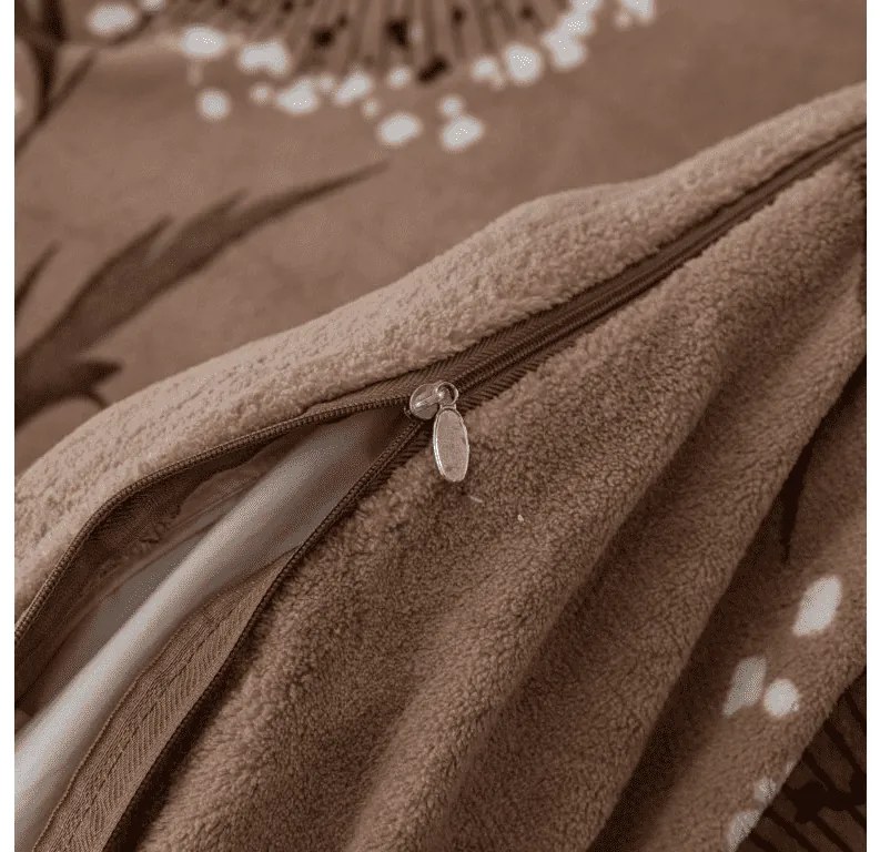 PrzytulneMieszkanie.pl PrzytulneMieszkanie.pl PrzytulneMieszkanie.pl Zestaw 2 szt. pościeli z mikropluszu PAMPELINO jasnobrązowej + prześcieradło z mikropluszu SOFT 180x200 cm białe, podwójne łóżko