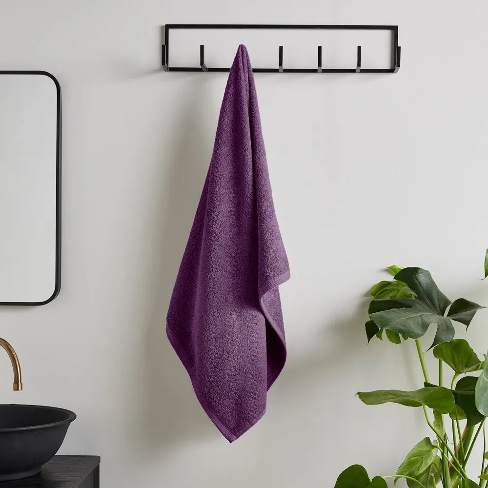 Fioletowy bawełniany ręcznik kąpielowy szybkoschnący/frotte 70x120 cm Quick Dry – Catherine Lansfield