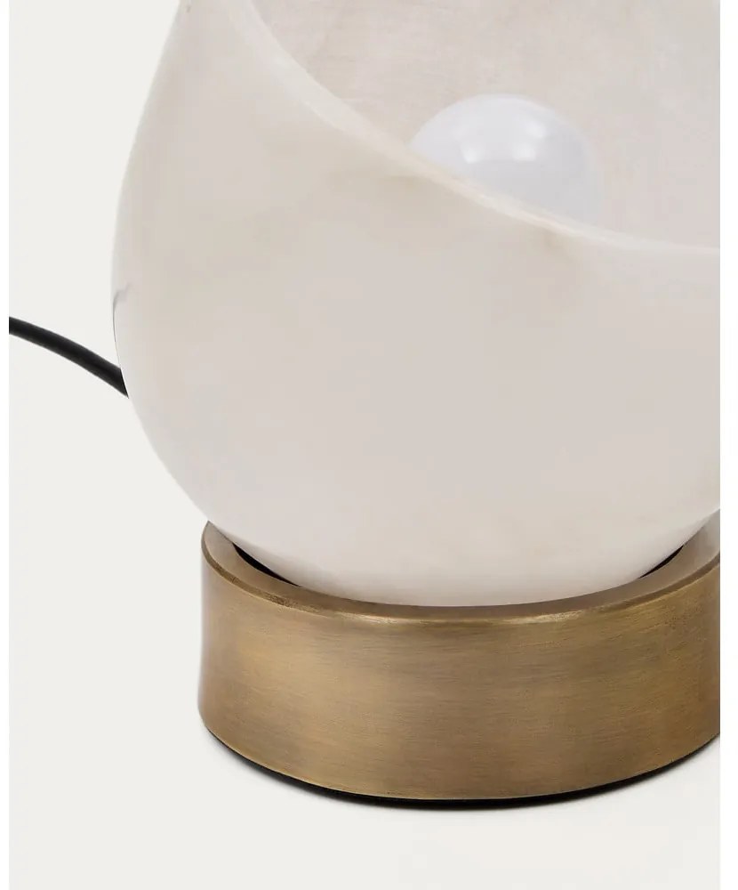 Lampa stołowa w kremowo-mosiężnym kolorze (wysokość 17 cm) Shenli – Kave Home
