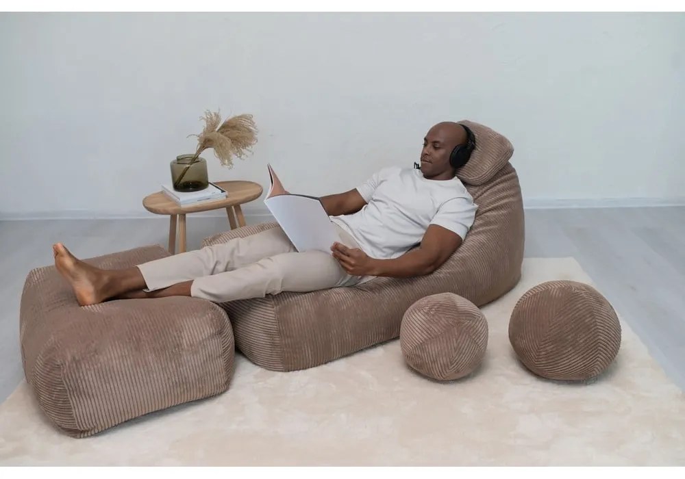 Brązowy worek do siedzenia z materiału bouclé Snug 130 – SLOWDOWN