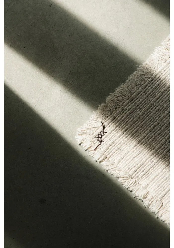 Kremowy bawełniany dywan tkany ręcznie 200x300 cm Handloom – Lorena Canals