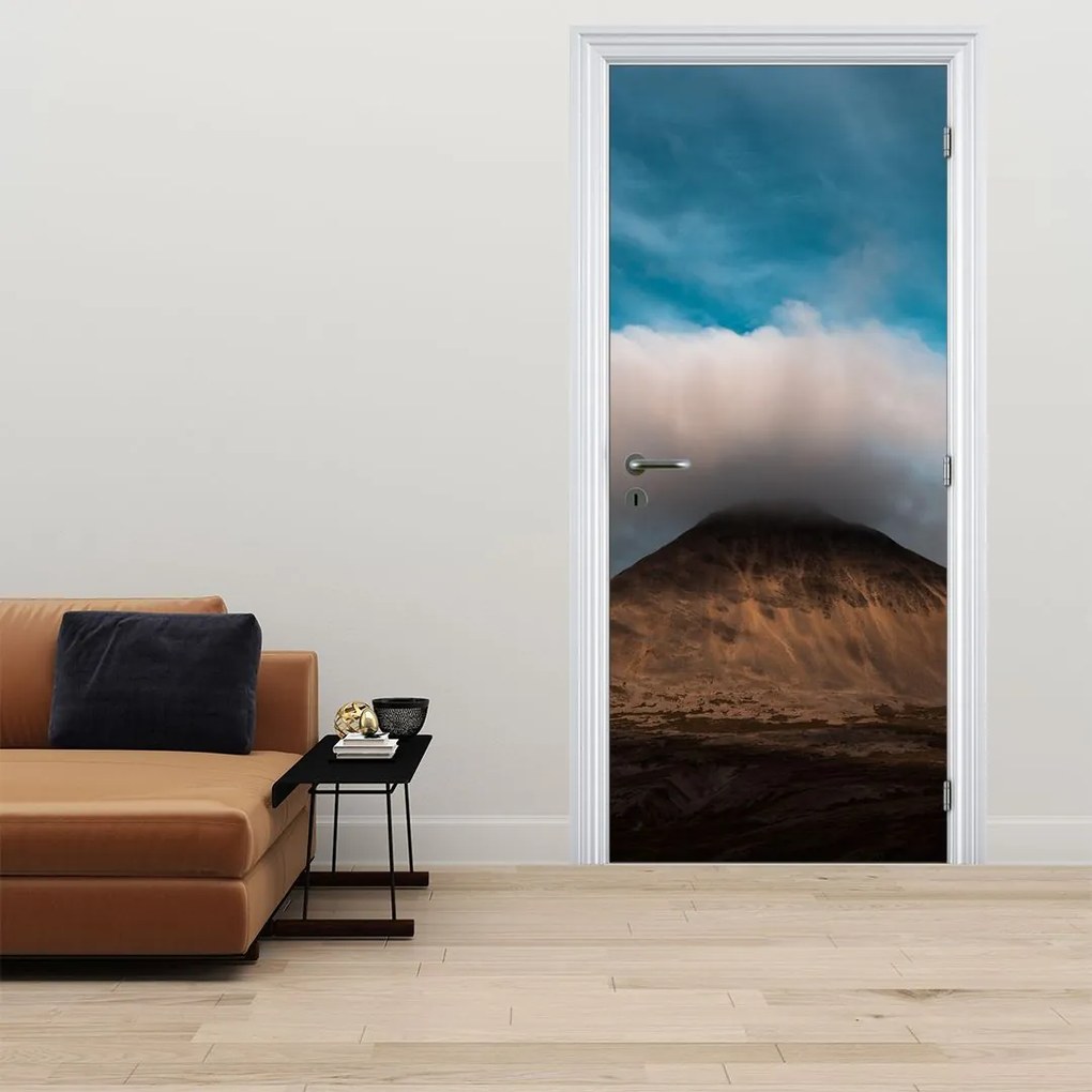 Fototapeta na drzwi - Chmura nad szczytem (95x205cm)