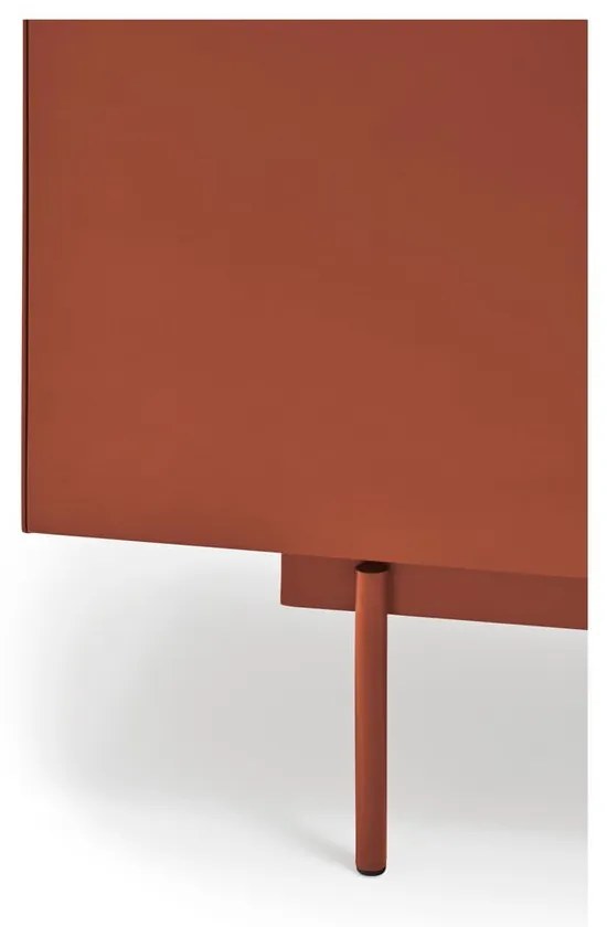 Ceglasto-naturalna szafka pod TV w dekorze dębu 180x45 cm Otto – Teulat