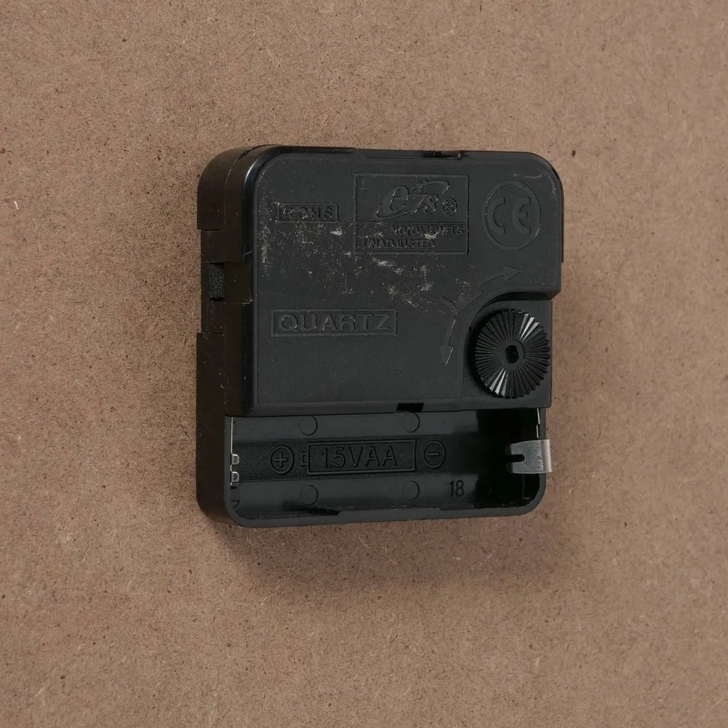 Zegar ścienny z metalową ramą Clado, Ø 48 cm