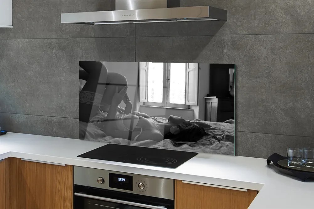 Panel szklany do Kuchni Kobieta przy Oknie