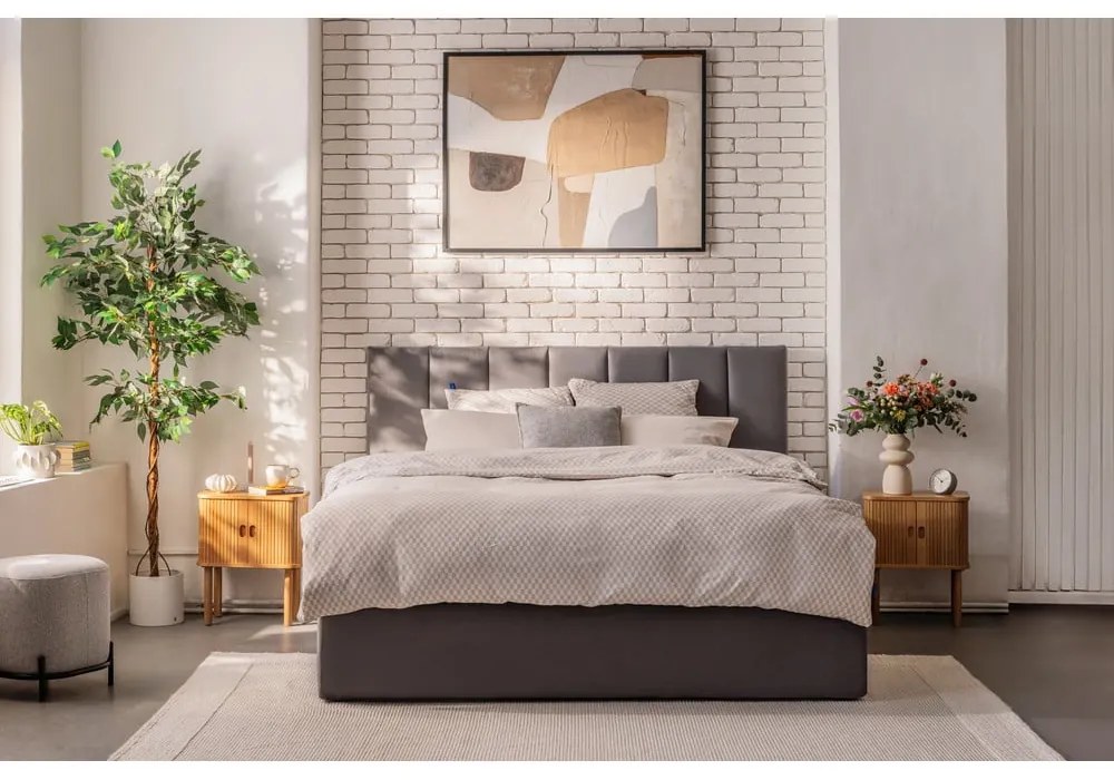 Szare tapicerowane łóżko dwuosobowe ze schowkiem z materacem i stelażem 180x200 cm Thessa Bold Line – Bonami Selection