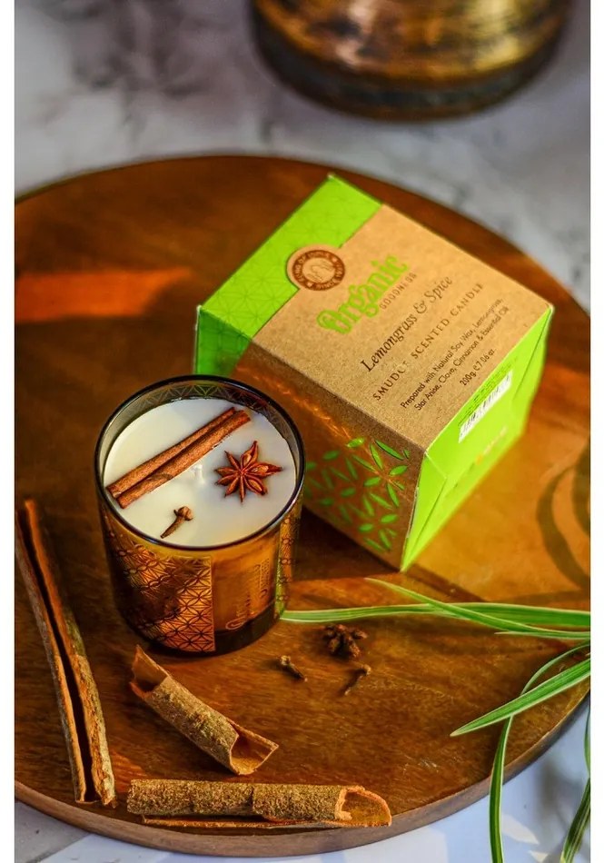 Organiczna świeca kadzidlana Lemongrass &Spice 200 g w szklanym słoiku ze złotą folią