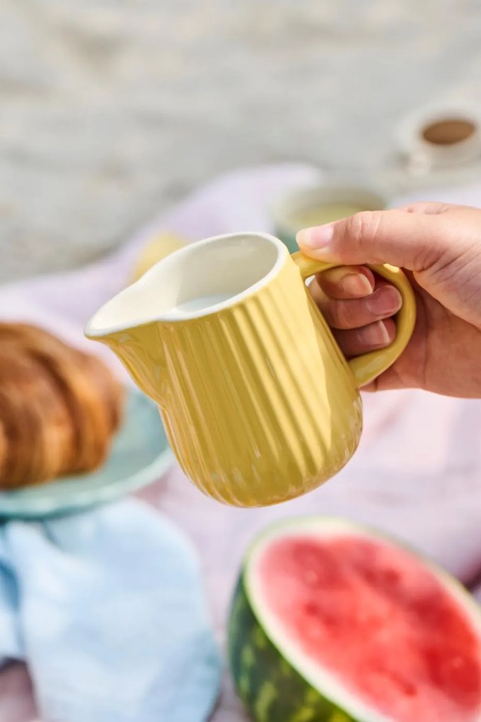 Żółty ceramiczny dzbanek 200 ml MYNTE LEMONADE