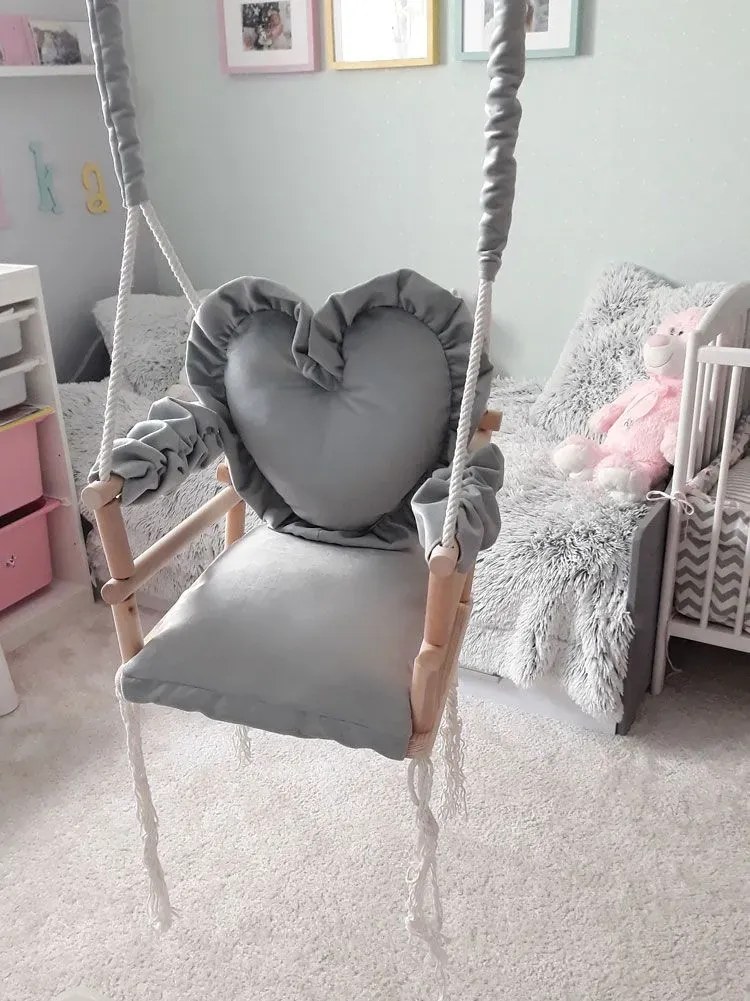 Szara huśtawka dla dzieci serce D5-H04