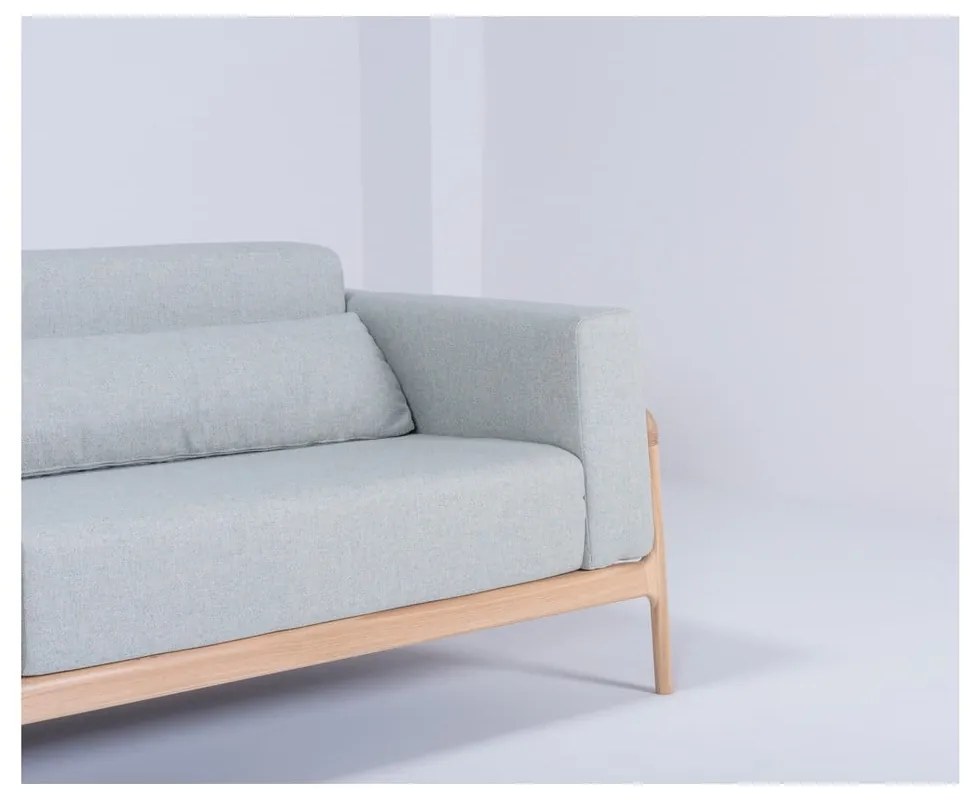 Niebieskoszara sofa z konstrukcją z drewna dębowego Gazzda Fawn, 240 cm