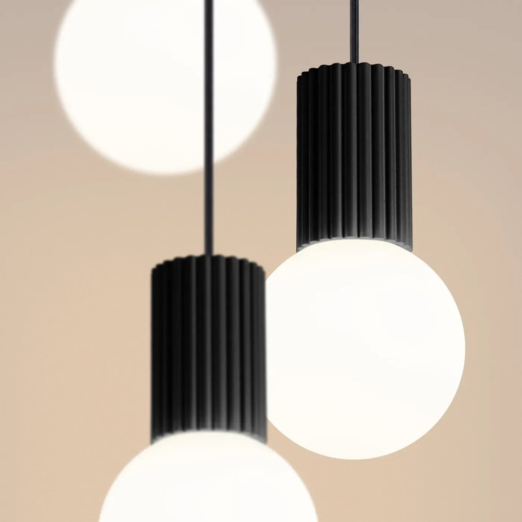 Lampa wisząca HALO 3P czarna ryflowana SOLLUX  LIGHTING
