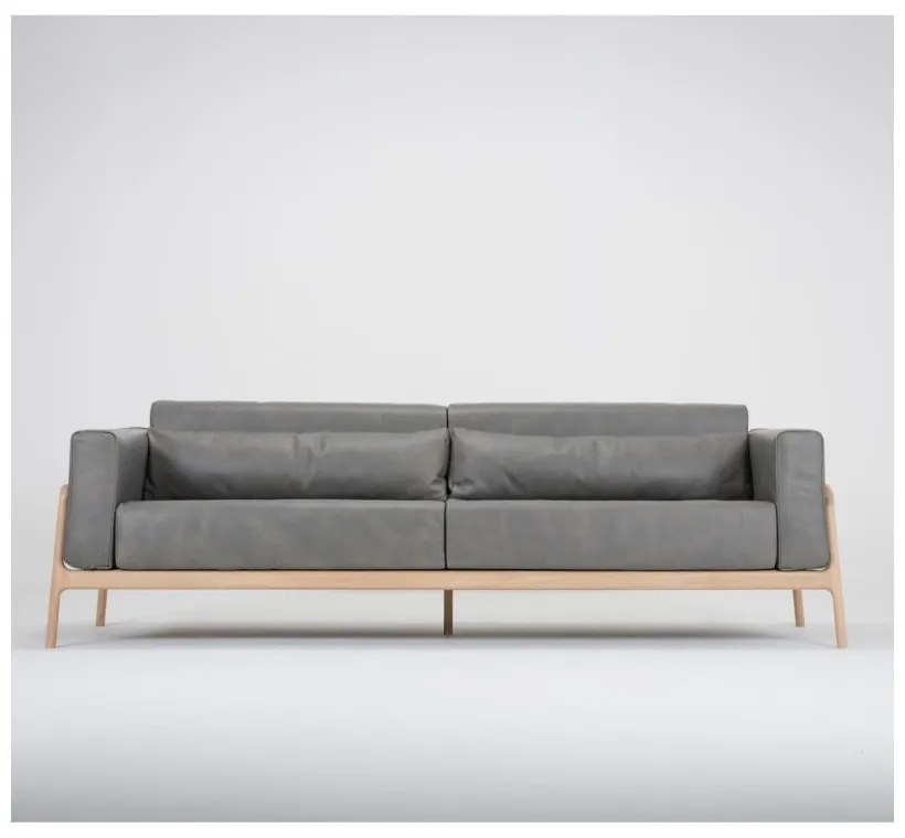 Ciemnoszara sofa z bawolej skóry z konstrukcją z litego drewna dębowego Gazzda Fawn, 240 cm