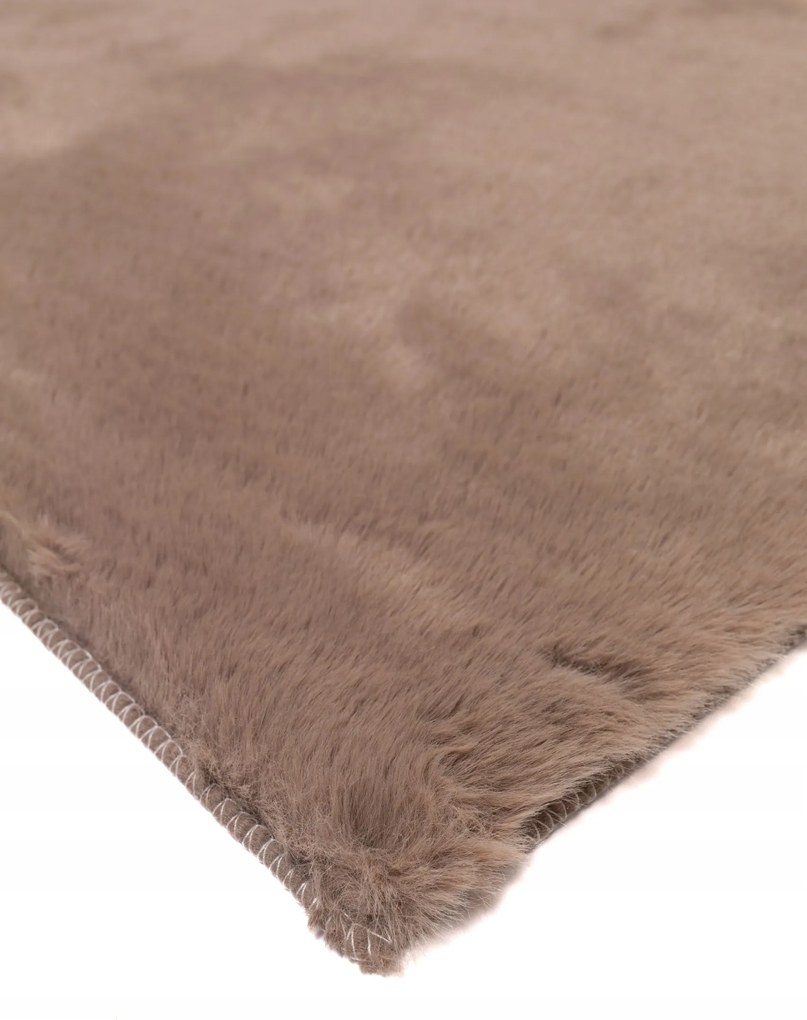 Dywan Futrzany Brązowy 60x90 cm Włochaty Miękki Dekoracyjny Antypoślizgowy