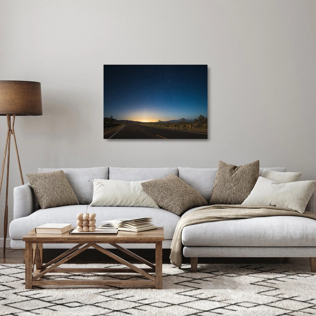 Obraz na szkle - Nocne niebo nad drogą (70x50 cm)