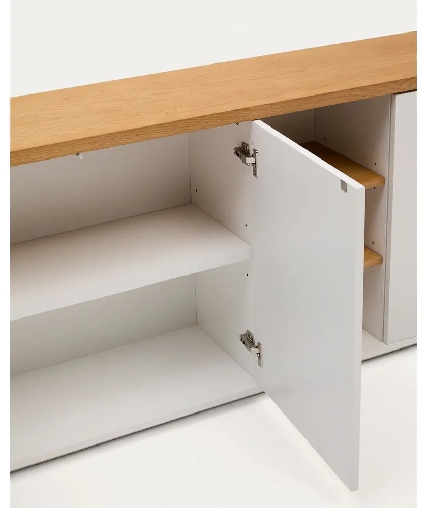 Biała komoda w dekorze dębu 180x75x36 cm Abilen – Kave Home