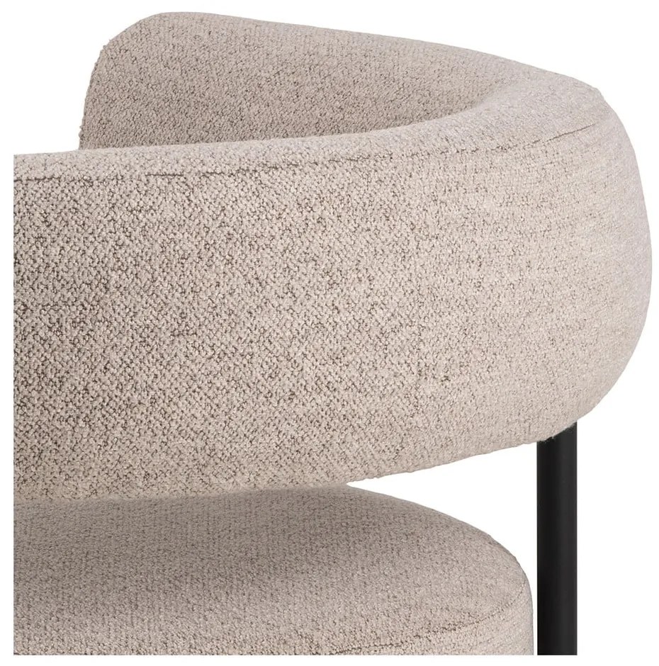 Beżowy fotel z materiału bouclé Oakfield – Actona