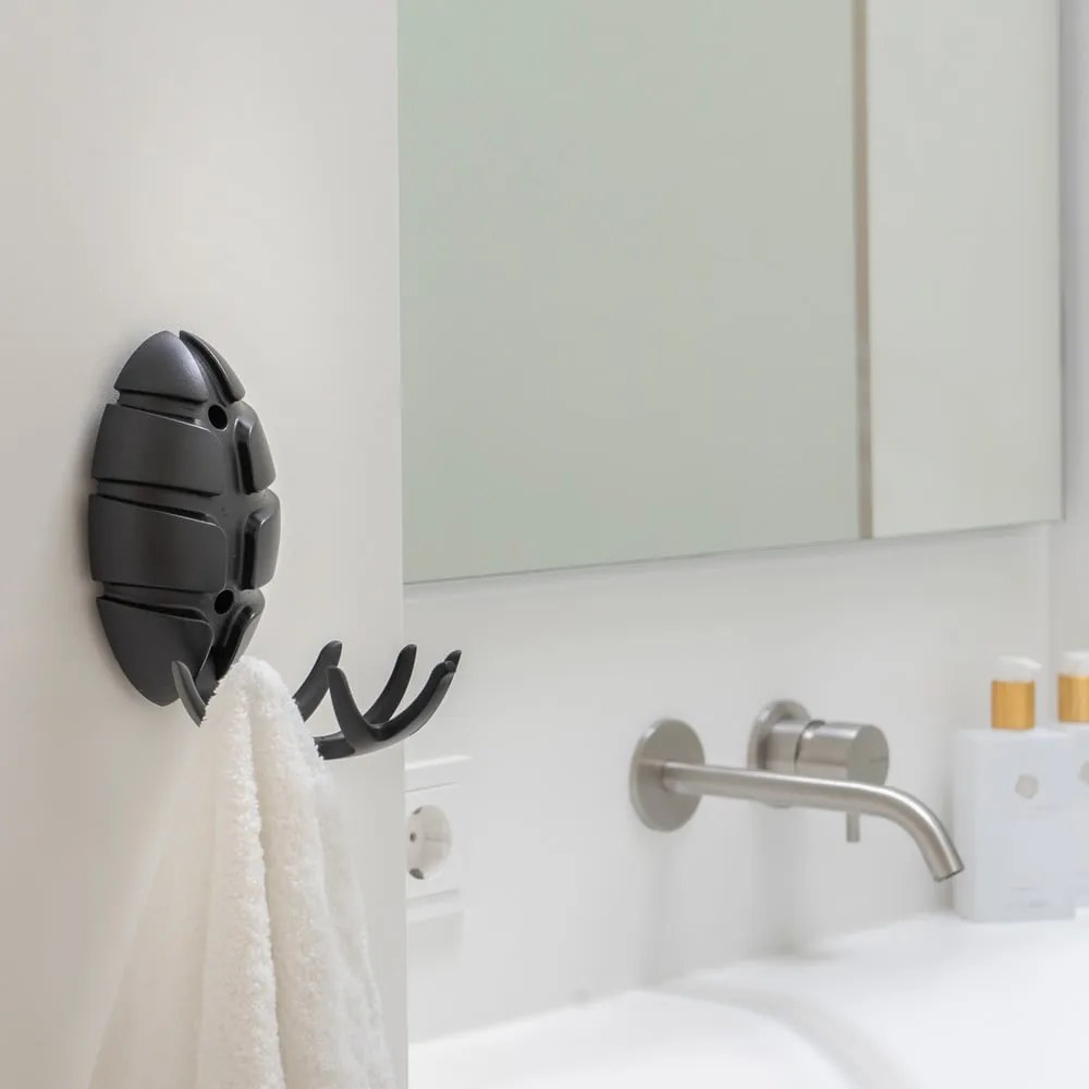 Czarny ścienny plastikowy haczyk Bug – Spinder Design