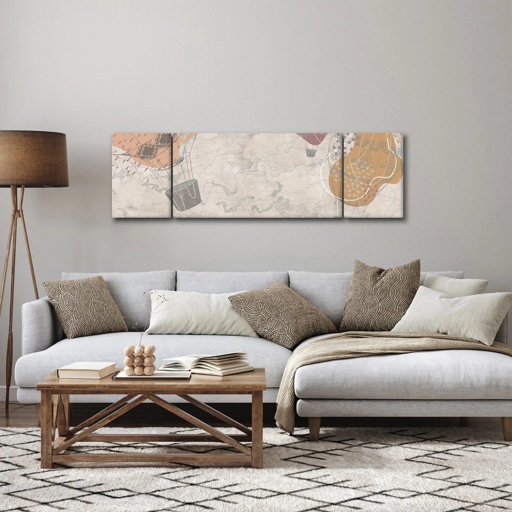 Obraz - Balony nad miastem, ciepłe odcienie (170x50 cm)