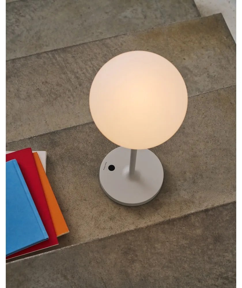 Lampa zewnętrzna LED na USB ze zdalnym sterowaniem i ściemniaczem ø 16 cm Dinesh – Kave Home