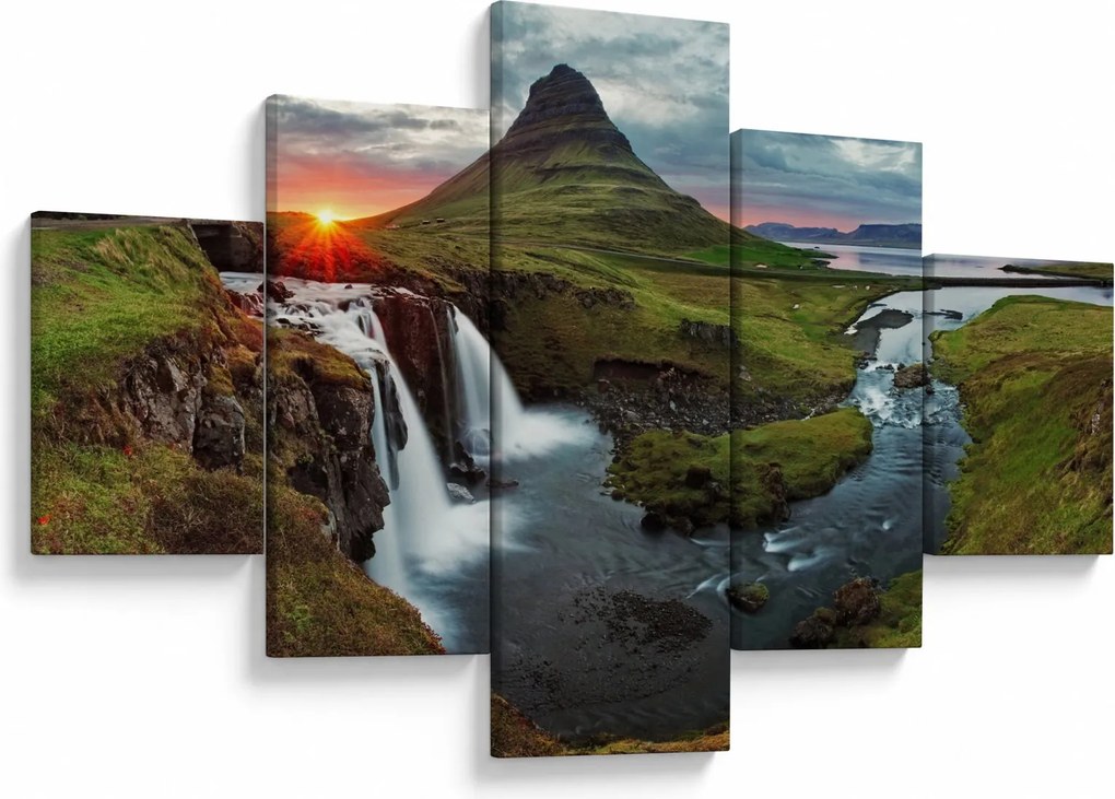 Obraz - Kirkjufell o zachodzie słońca (125x70 cm)