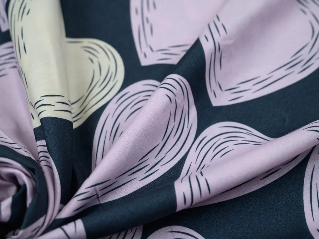 PrzytulneMieszkanie.pl PrzytulneMieszkanie.pl Pościel z mikrofibry VIOLET HEARTS jasnofioletowa Rozmiar pościeli: 2 szt 70 x 80 cm | 160 x 200 cm