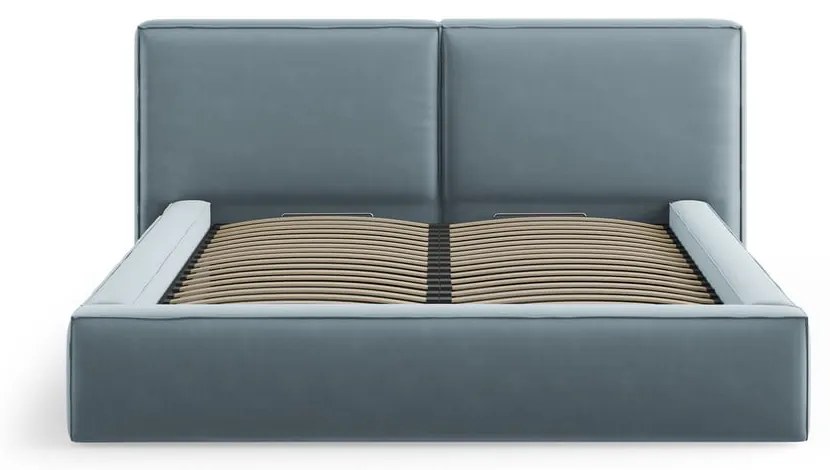 Jasnoniebieskie aksamitne tapicerowane łóżko dwuosobowe ze schowkiem i stelażem 180x200 cm Arendal – Cosmopolitan Design