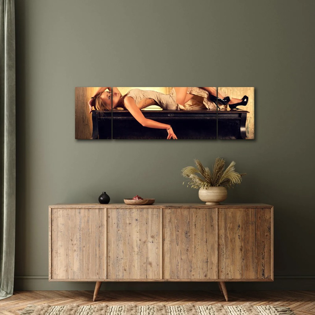 Obraz - Kobieta na fortepianie (170x50 cm)