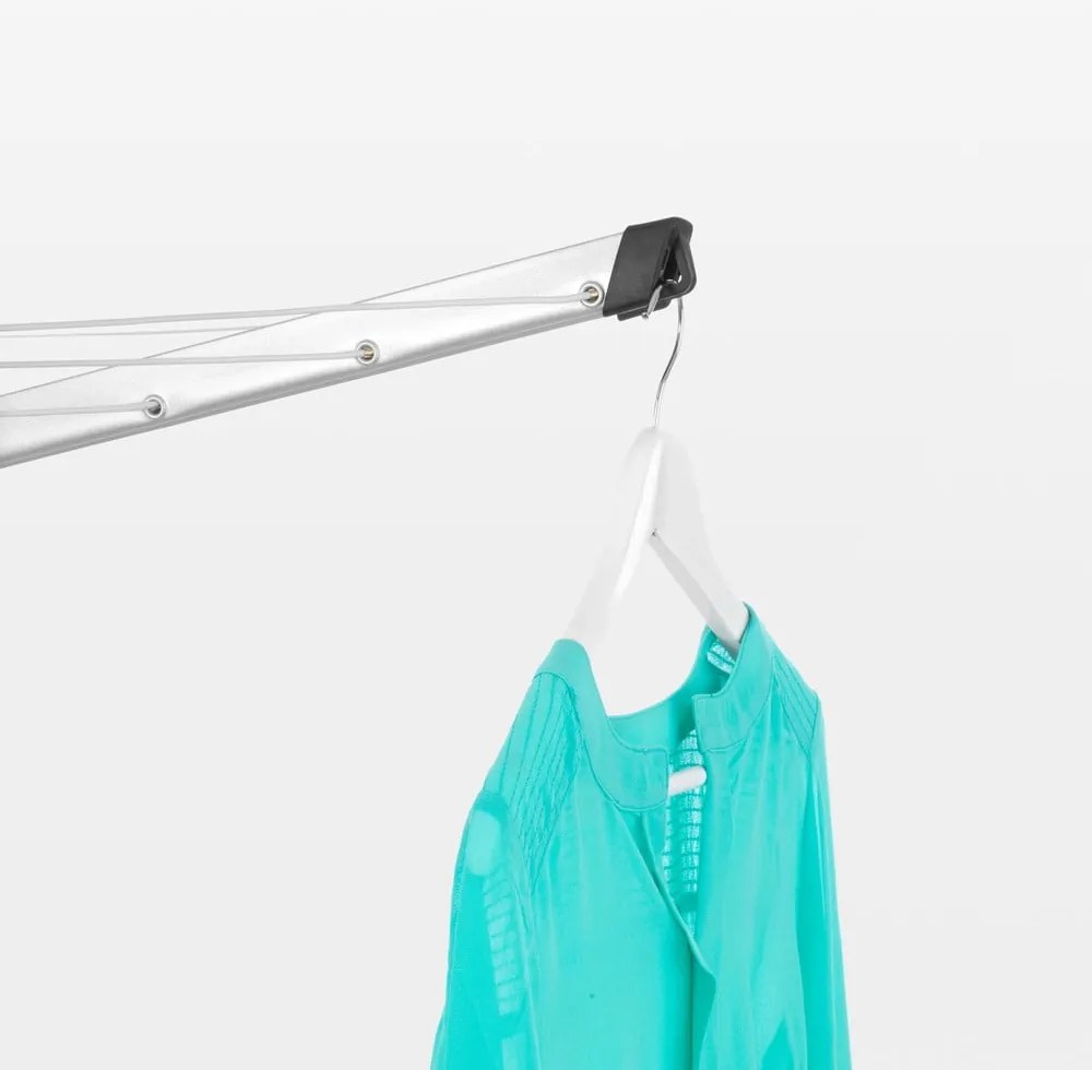 Ogrodowa suszarka na pranie w kolorze srebra 50 m Lift-o-Matic Advance – Brabantia