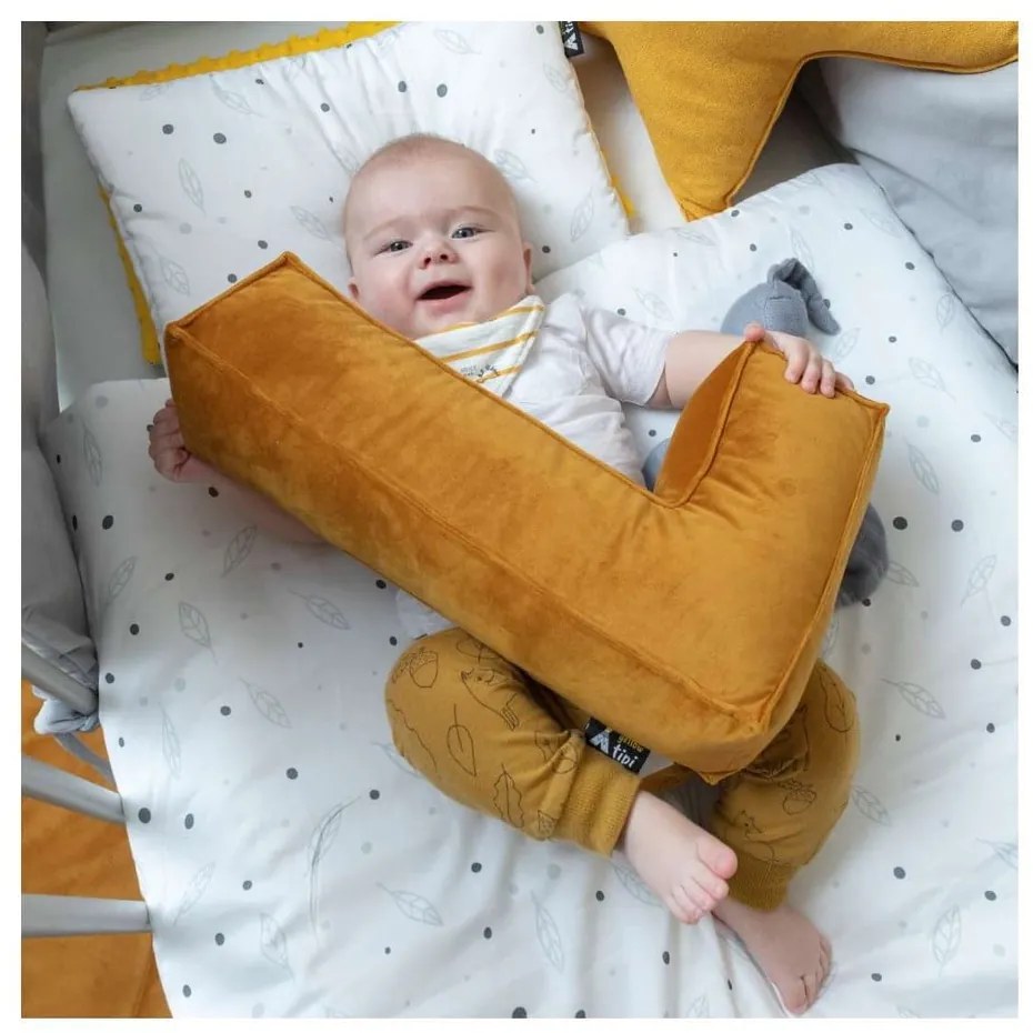 Poduszka dziecięca Letter A – Yellow Tipi
