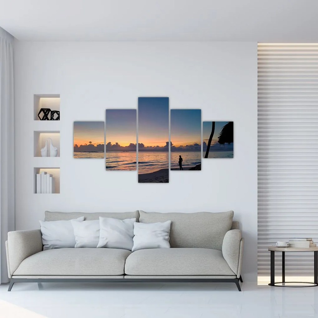 Obraz kobiety na plaży (125x70 cm)