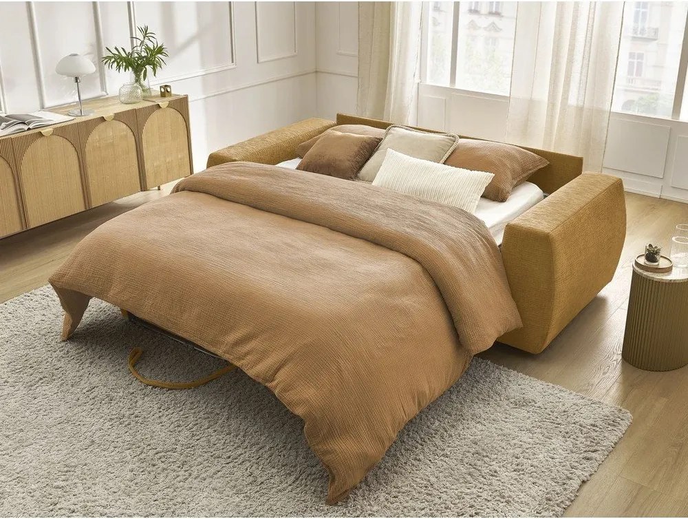 Musztardowa rozkładana sofa do spania z tkaniny szenilowej 220 cm Hugo – Bobochic Paris