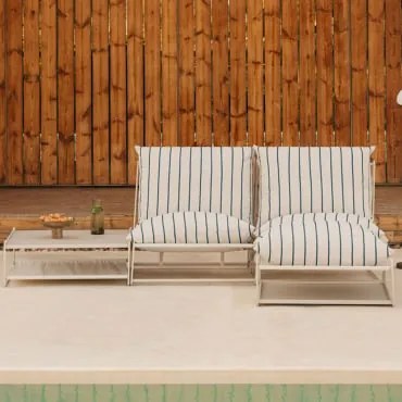 Zestaw Ogrodowy Z 2-częściową Modułową Sofą, Stolikiem Bocznym I Pufem Rozkładanym Amaro Kremowa Tapioca - Dark Blue - Sklum