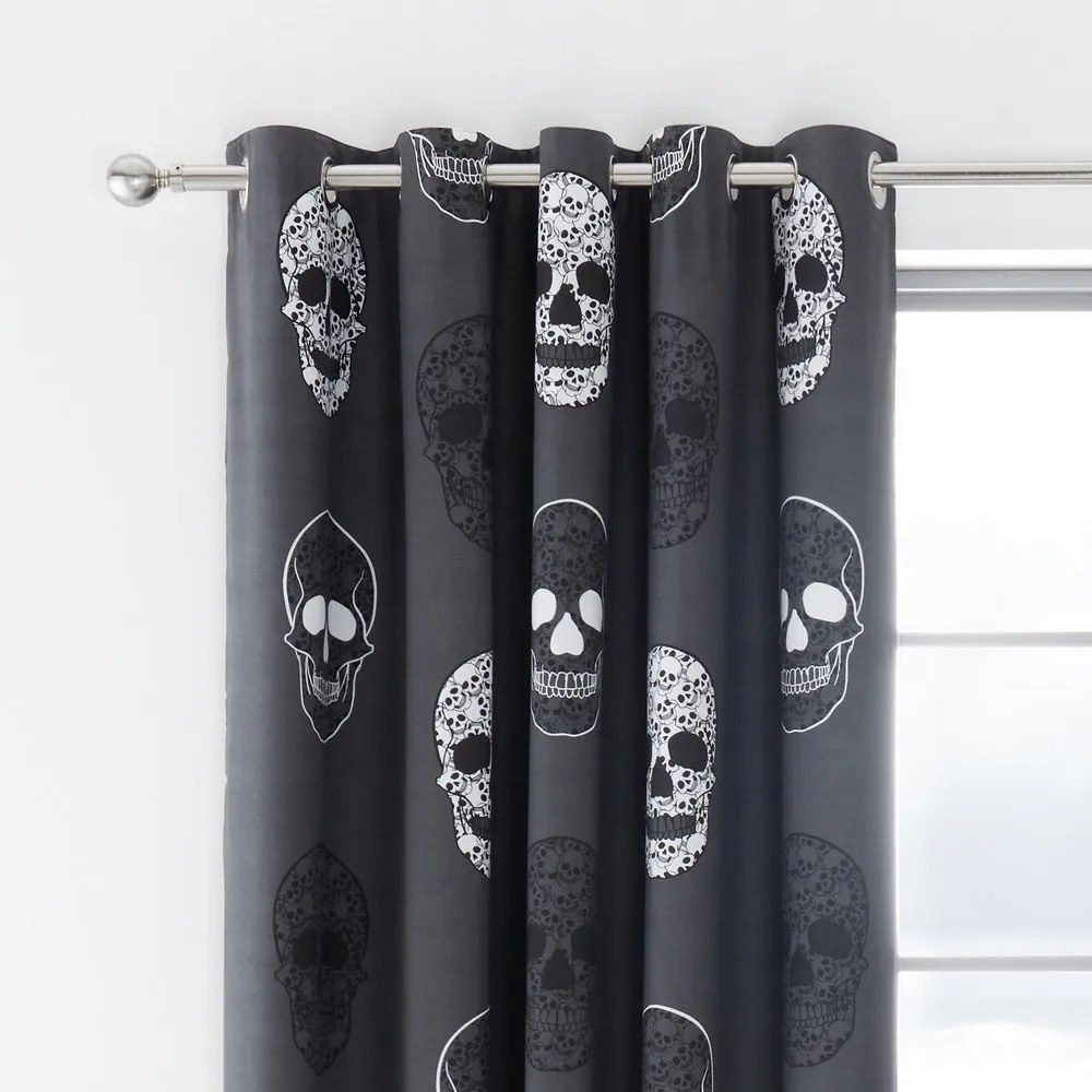 Ciemnoszara zasłona dziecięca 2 szt. 168x183 cm Skulls – Catherine Lansfield