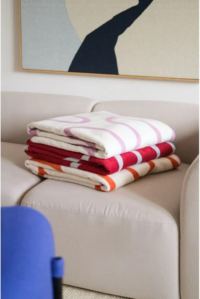 Czerwony koc 150x200 cm Swirl – noo.ma