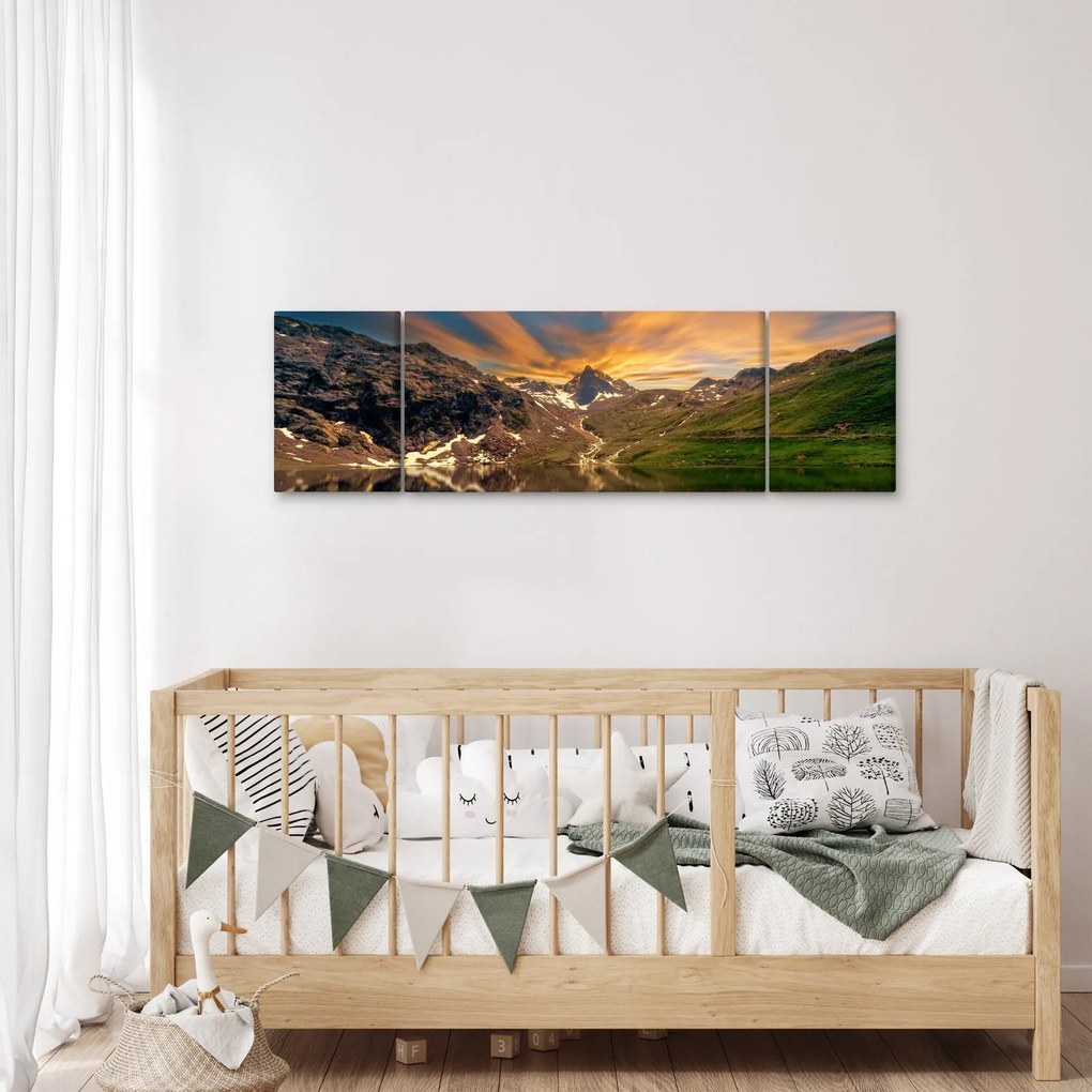 Obraz - Odbicie w górskim jeziorze (170x50 cm)