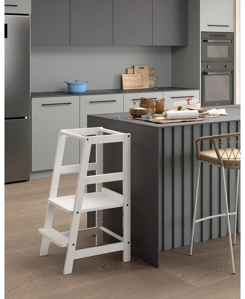 Biały pomocnik kuchenny dla dzieci z litego drewna bukowego Forrest – Vipack