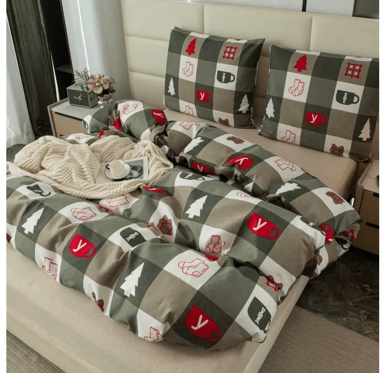PrzytulneMieszkanie.pl PrzytulneMieszkanie.pl Pościel flanelowa z mikrofibry CHRISTMAS SOCKS zielona Rozmiar pościeli: 70 x 90 cm | 140 x 200 cm