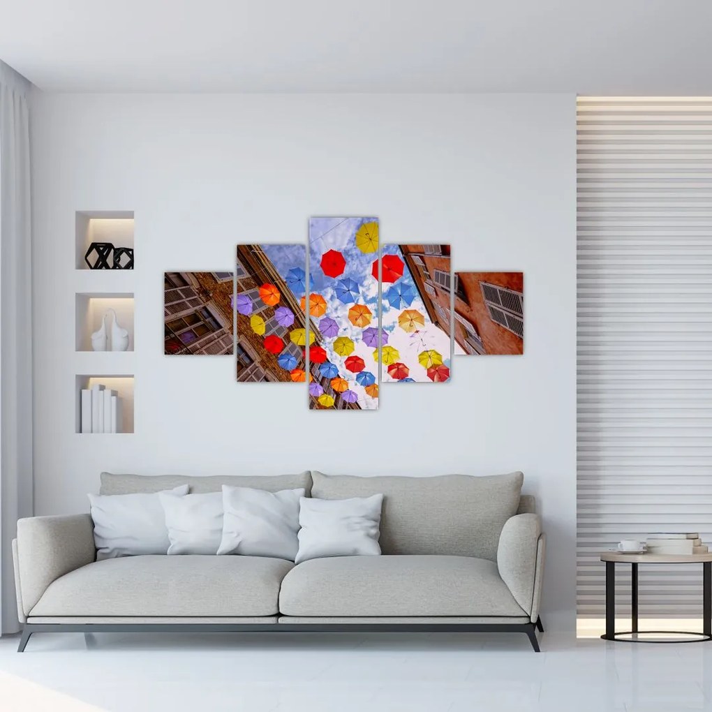 Obraz kolorowych parasoli (125x70 cm)