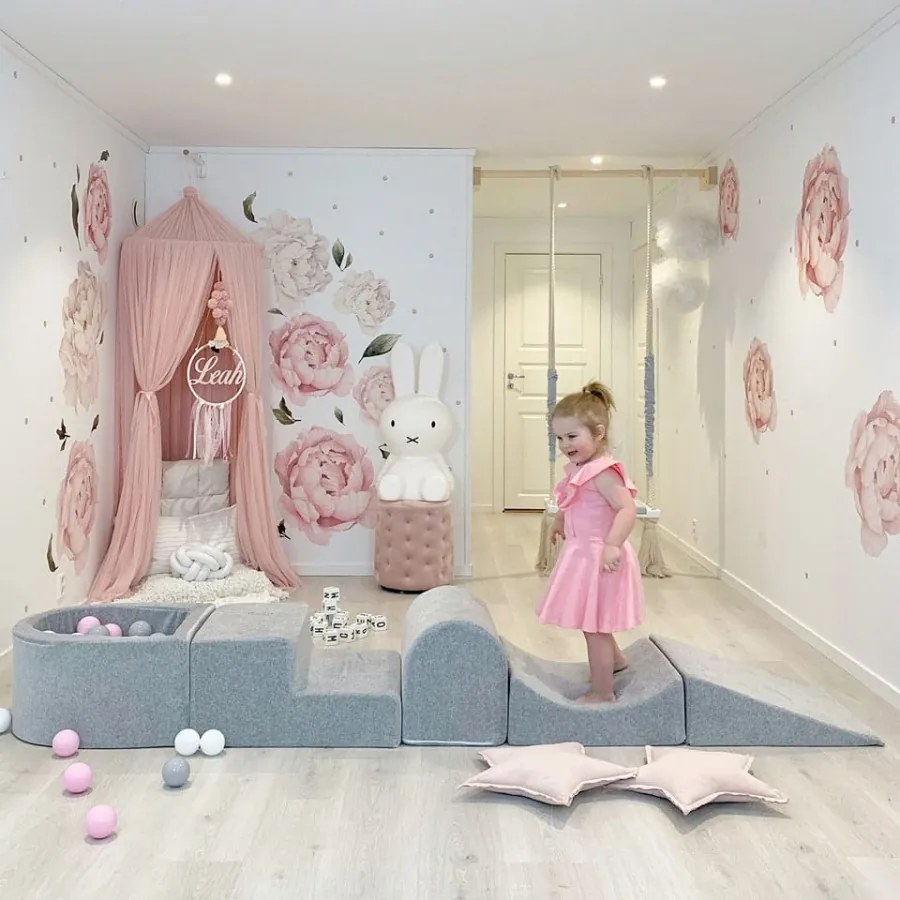 Piankowy zestaw do zabawy z suchym basenem 57x45x30cm/100 piłek 7cm, plac zabaw dla dziecka, 5 elementów, welurowy, jasnoszary, piłki: białe - meowbaby®