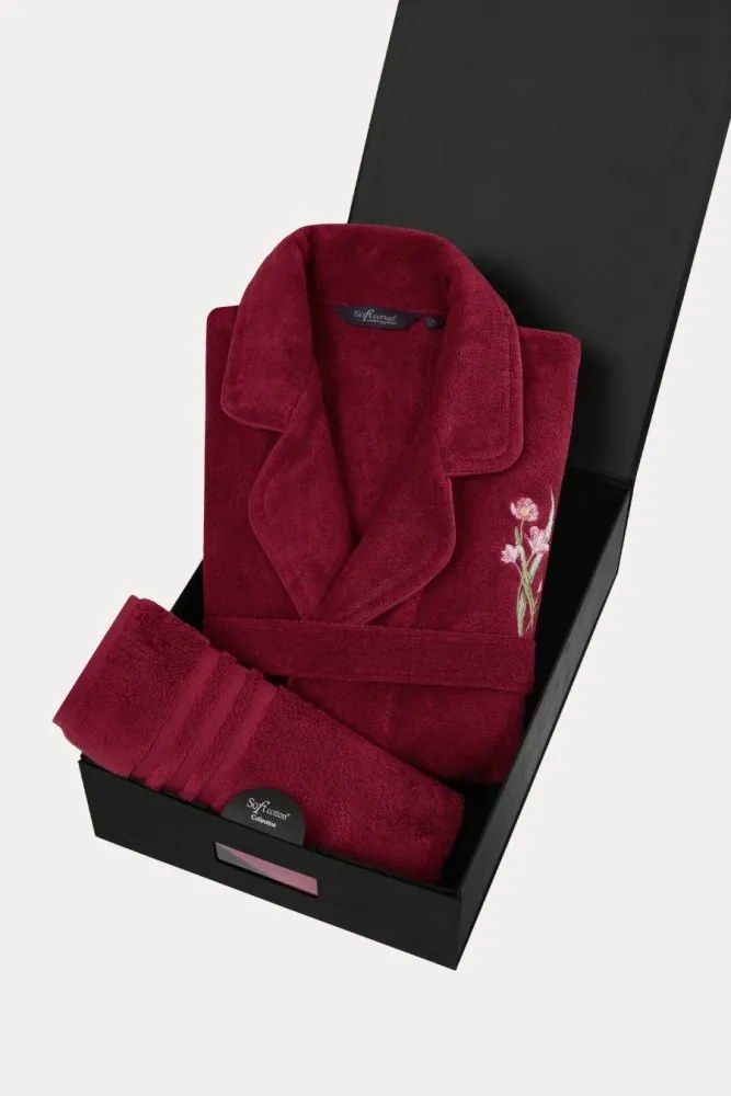 Krótki szlafrok damski LILLY w opakowaniu prezentowym z ręcznikiem M + ręcznik 50x100cm + pudełko Fuksja